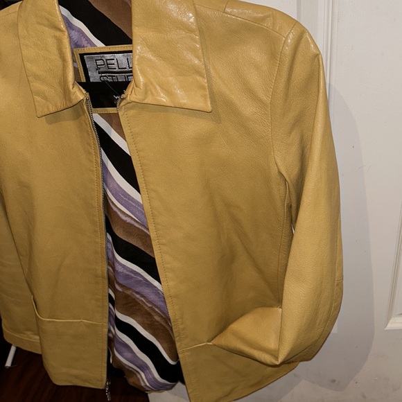 Ladies Pelle StudioWilsons Leather jacket, classic style. - Picture 6 of 7